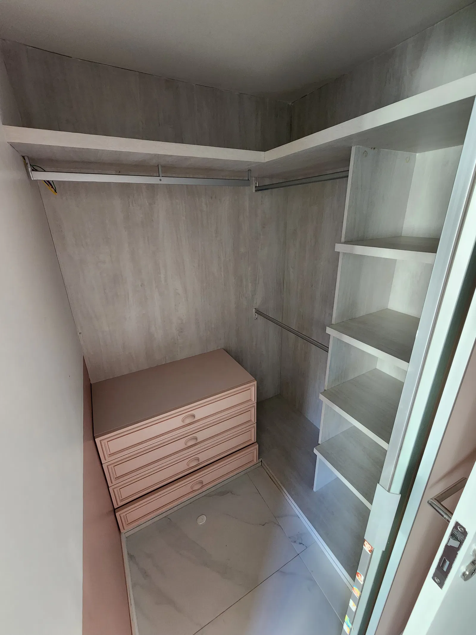Imagem Apartamento com 3 Quartos à Venda, 220 m²em Meireles - Fortaleza