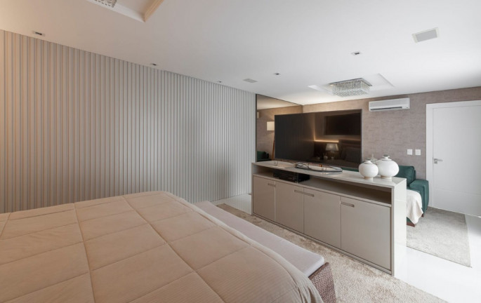 Imagem Casa de Condomínio com 4 Quartos à Venda, 485 m² em Jurerê - Florianópolis Imagem Casa de Condomínio com 4 Quartos à Venda, 485 m² em Jurerê - Florianópolis