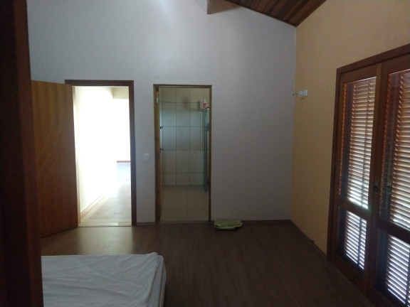 Imagem Chácara com 8 Quartos à Venda ou Locação, 726 m²em Rio Acima - Mairiporã