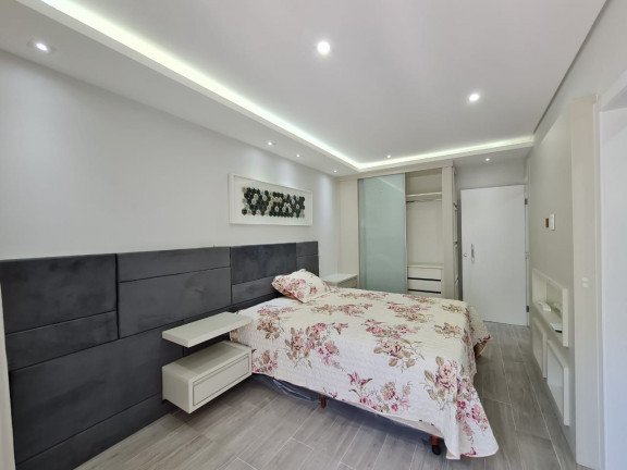 Imagem Casa de Condomínio com 5 Quartos à Venda,  em Riviera - Bertioga