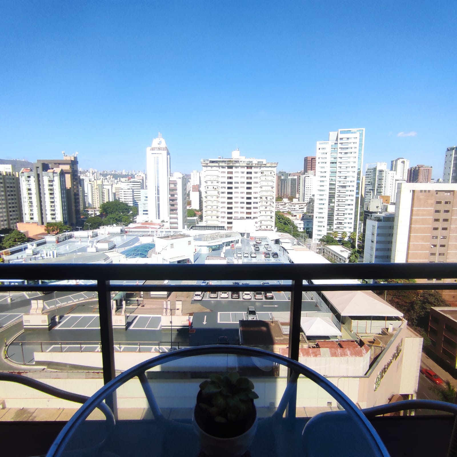Imagem Apartamento com 4 Quartos à Venda, 316 m²em Lourdes - Belo Horizonte Imagem Apartamento com 4 Quartos à Venda, 316 m²em Lourdes - Belo Horizonte