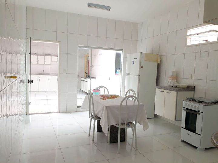 Imagem Casa com 4 Quartos para Alugar, 250 m² em Santa Mônica - Feira De Santana Imagem Casa com 4 Quartos para Alugar, 250 m² em Santa Mônica - Feira De Santana