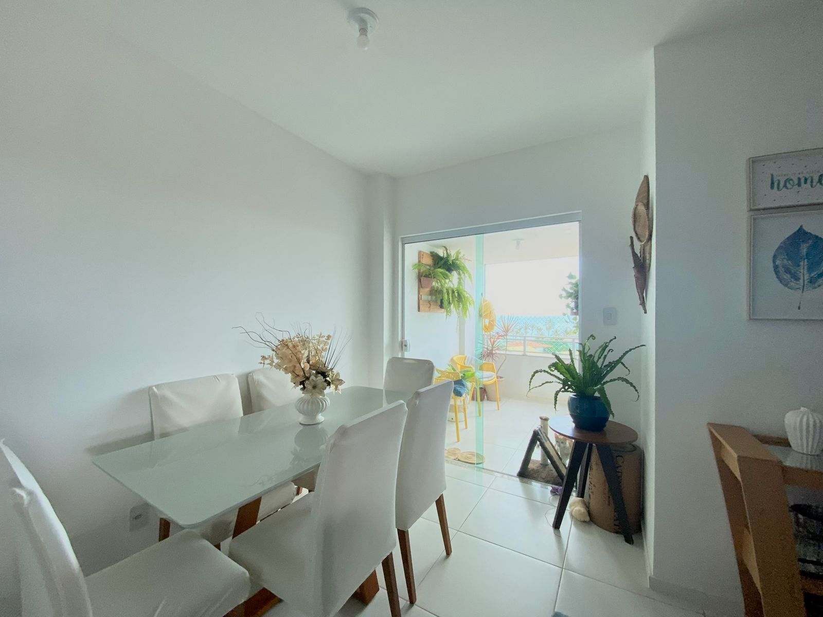 Imagem Apartamento com 2 Quartos à Venda, 67 m²em Piatã - Salvador