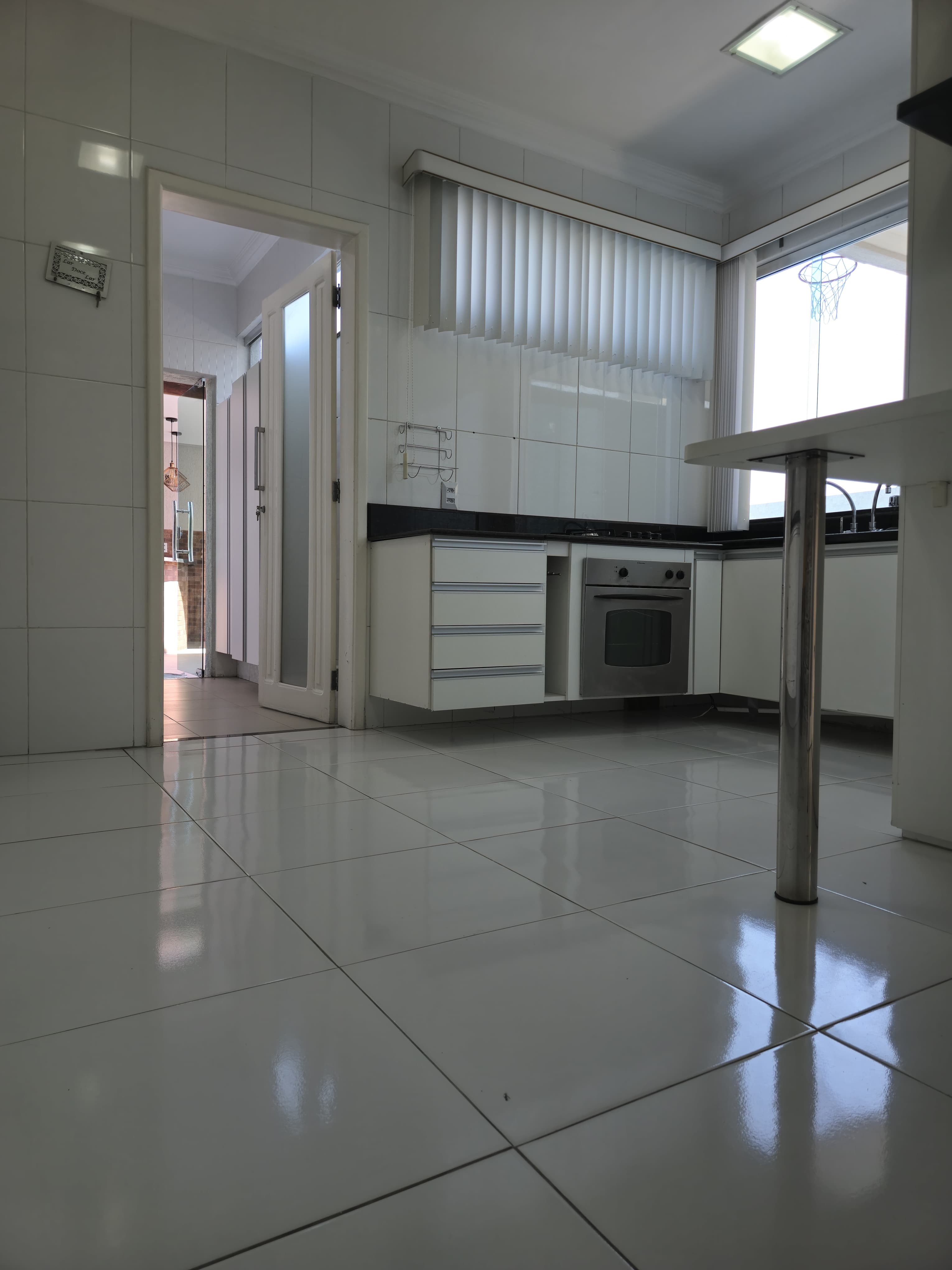 Imagem Casa de Condomínio com 4 Quartos à Venda, 239 m² em Tarumã - Manaus