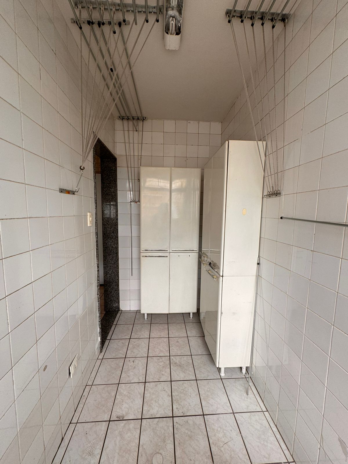 Imagem Apartamento com 3 Quartos à Venda, 95 m²em Espinheiro - Recife