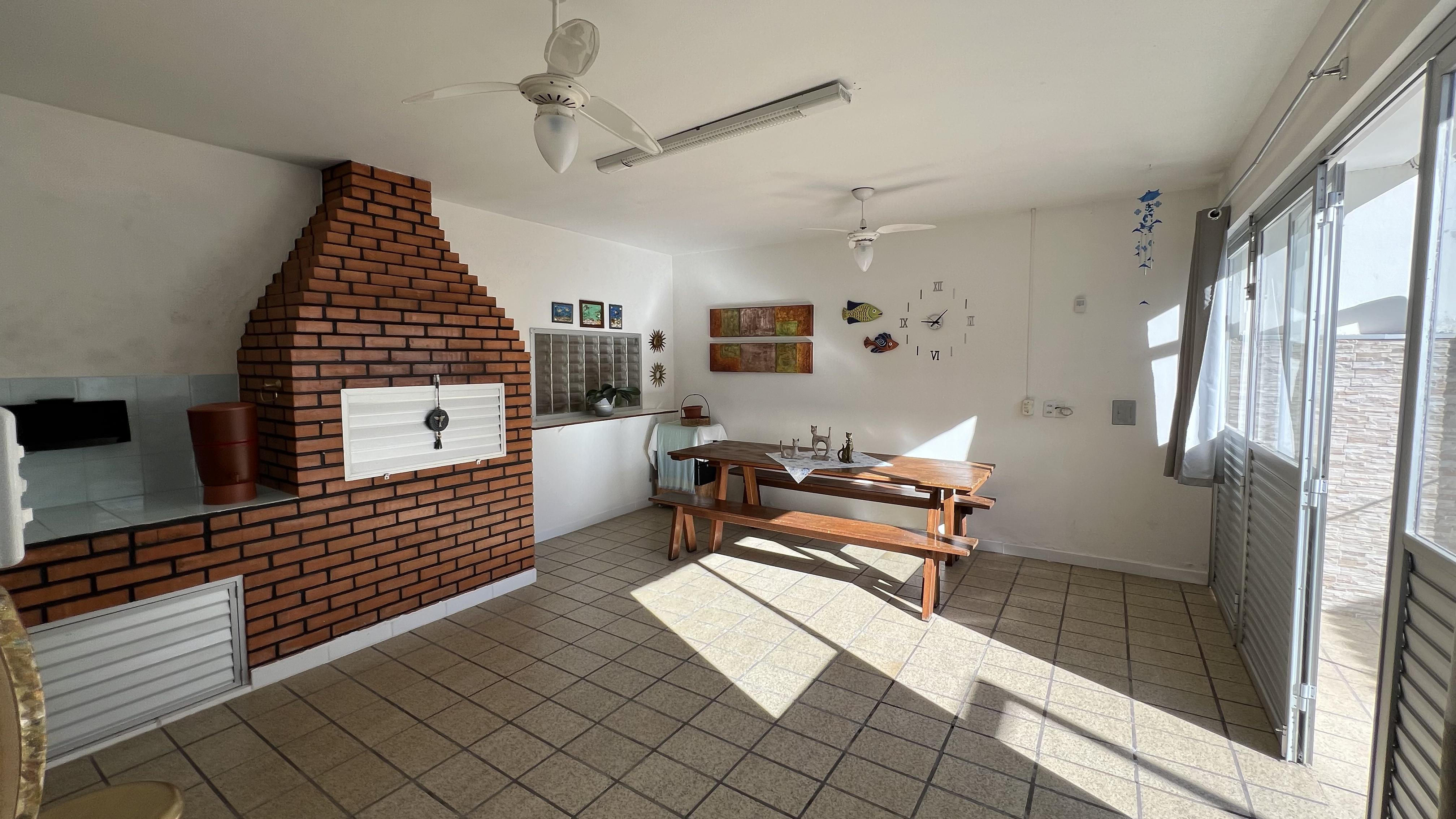 Imagem Casa com 3 Quartos à Venda, 166 m²em Barreiros - São José