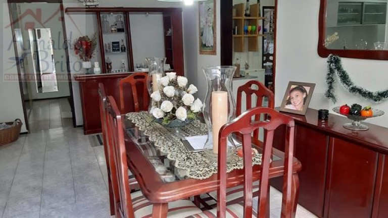 Imagem Casa com 4 Quartos à Venda, 188 m² em Jardim Das Oliveiras - Fortaleza