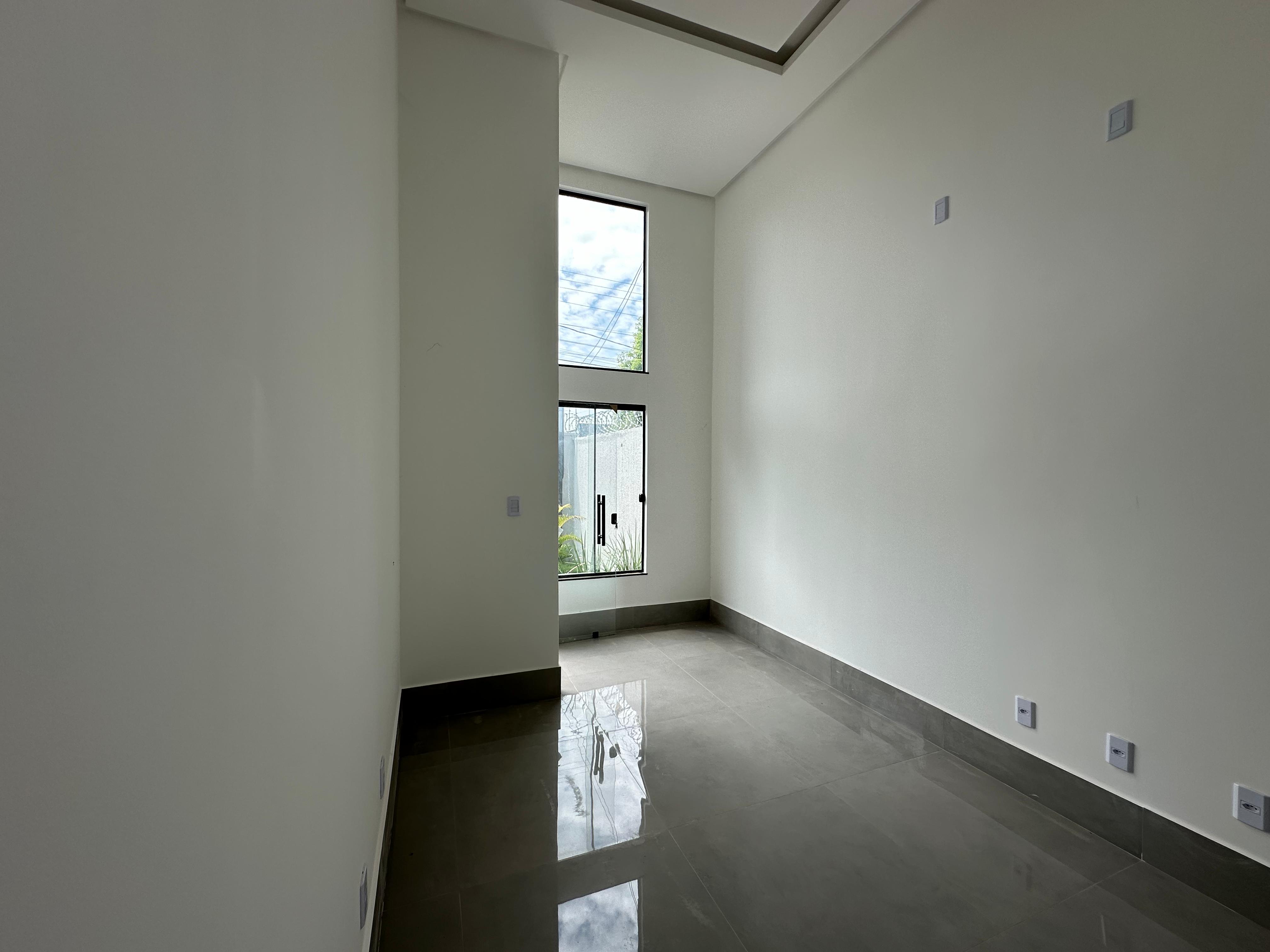 Imagem Casa com 3 Quartos à Venda, 120 m²em Jardim Itaipu - Goiânia