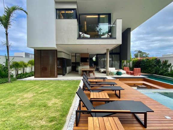 Imagem Casa de Condomínio com 6 Quartos à Venda,  em Riviera - Bertioga