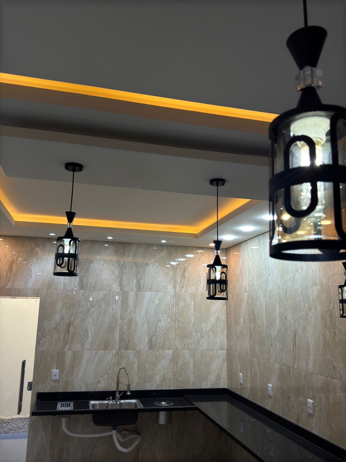 Imagem Casa com 4 Quartos à Venda, 253 m² em Jardim Floresta - Boa Vista