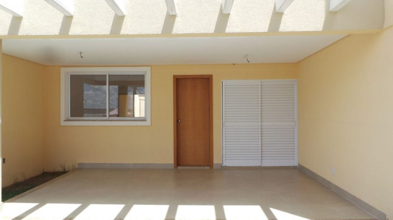 Casa de Condomínio com 3 Quartos à Venda, 114 m² em Moinho dos Ventos - Goiânia