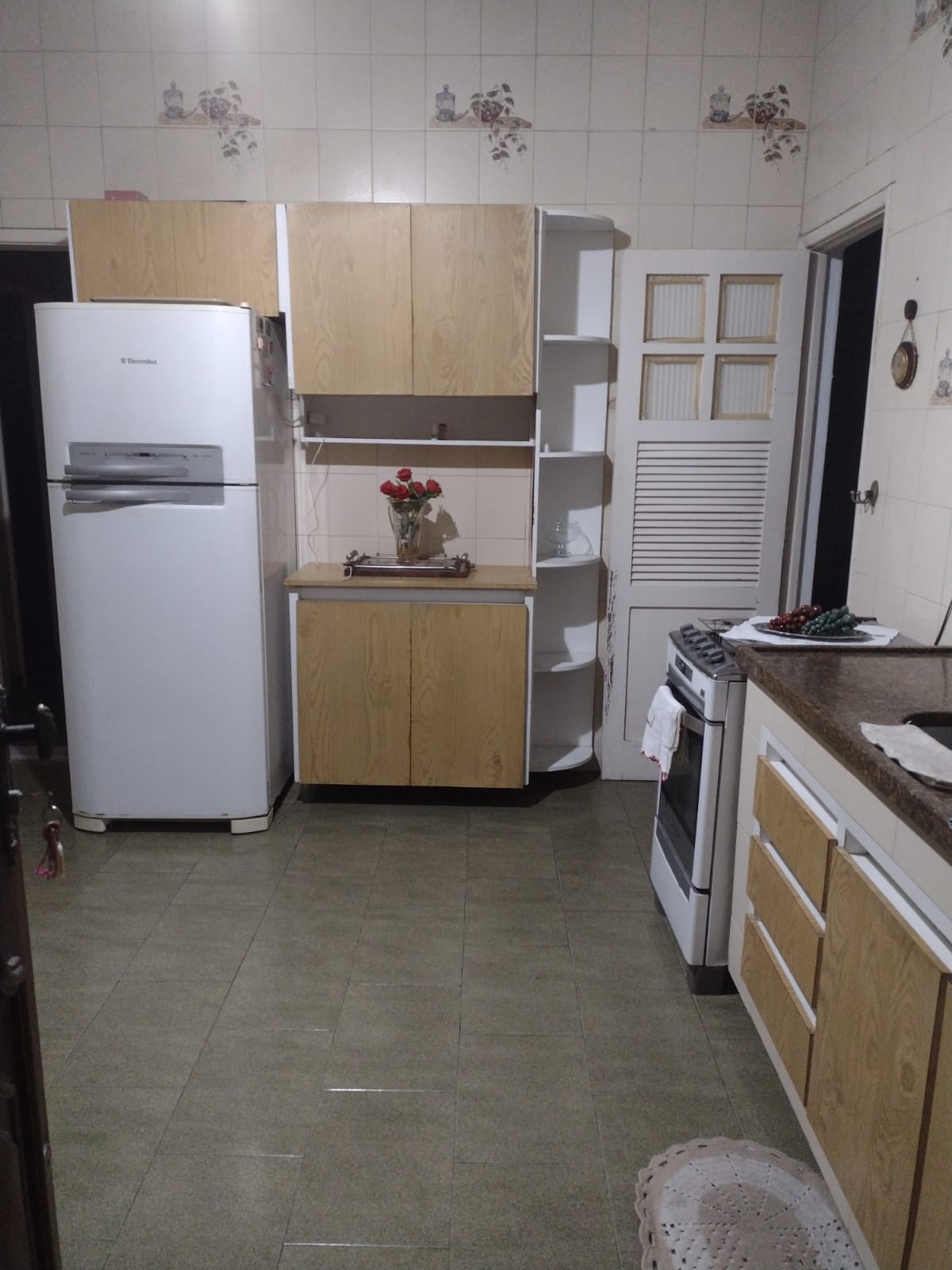 Imagem Casa com 2 Quartos para Alugar, 130 m²em Jardim Guanabara - Rio de Janeiro Imagem Casa com 2 Quartos para Alugar, 130 m²em Jardim Guanabara - Rio de Janeiro