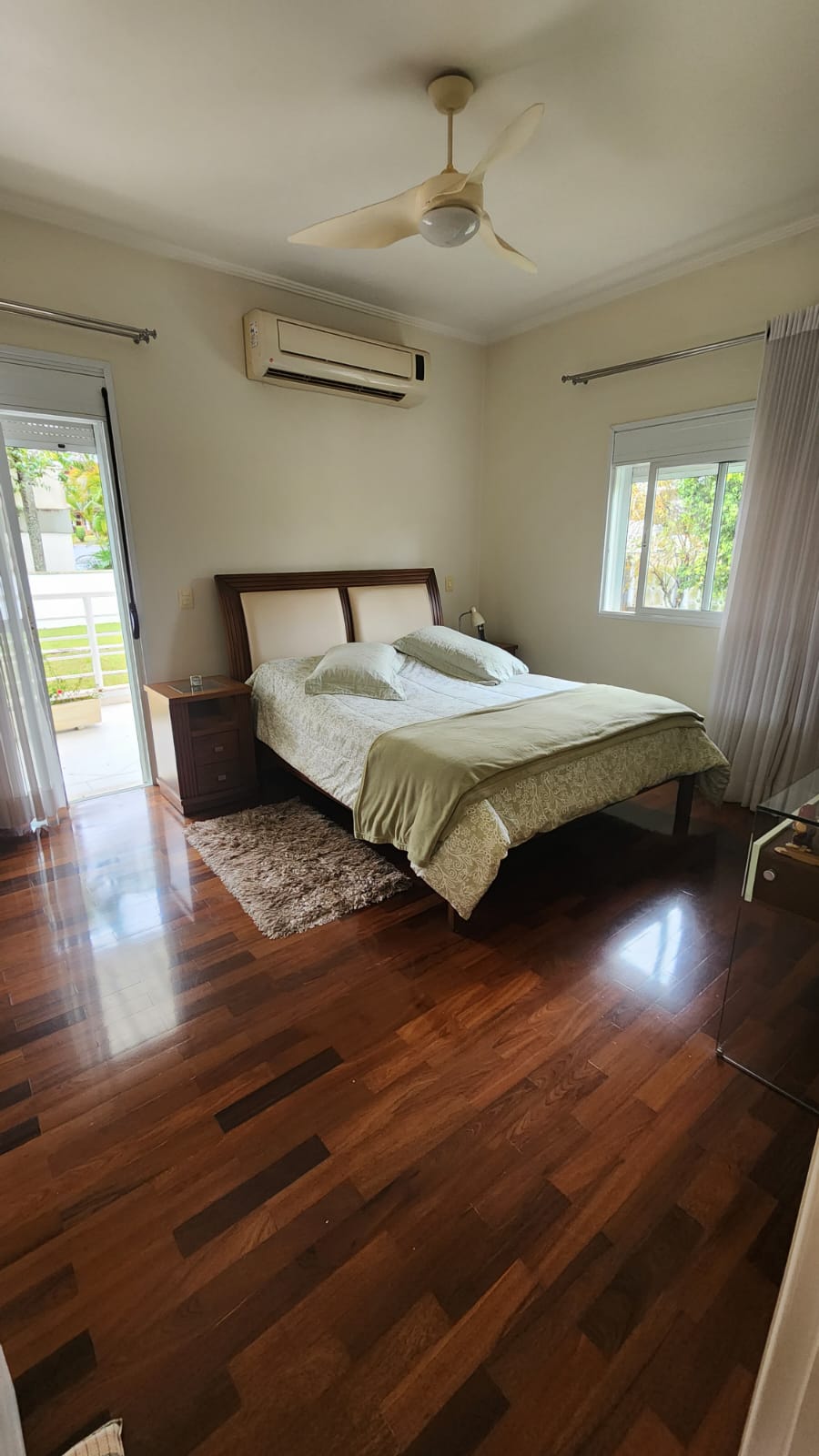 Imagem Casa com 4 Quartos à Venda, 683 m²em Alphaville - Santana de Parnaíba Imagem Casa com 4 Quartos à Venda, 683 m²em Alphaville - Santana de Parnaíba
