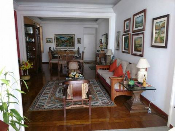 Imagem Apartamento com 3 Quartos à Venda, 180 m² em Copacabana - Rio de Janeiro