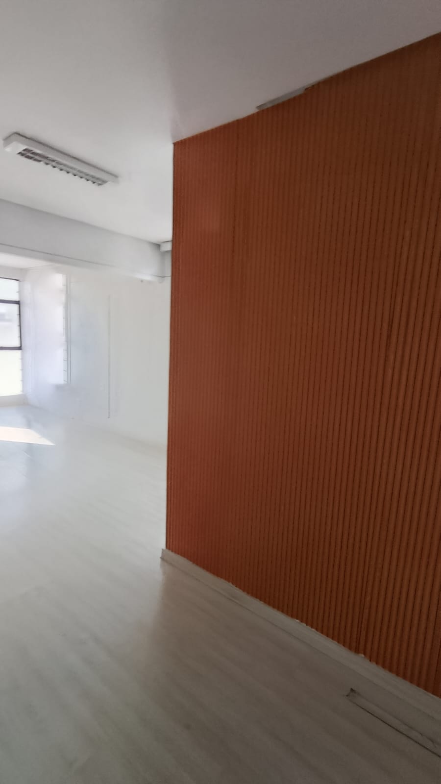 Imagem Sala Comercial à Venda ou Locação, 180 m² em Centro - Juiz de Fora