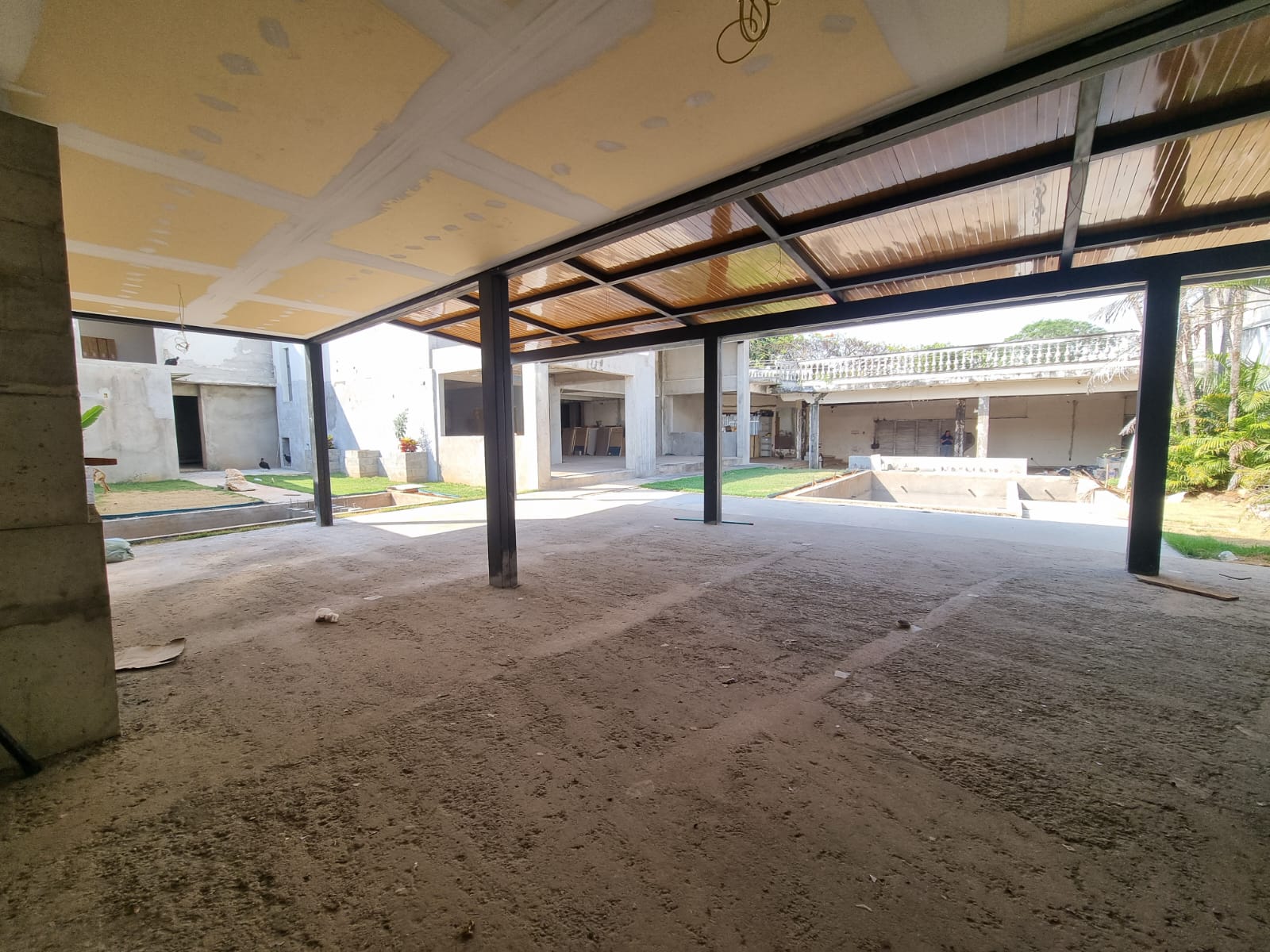 Imagem Sobrado com 5 Quartos à Venda, 877 m² em Setor Jaó - Goiânia Imagem Sobrado com 5 Quartos à Venda, 877 m² em Setor Jaó - Goiânia