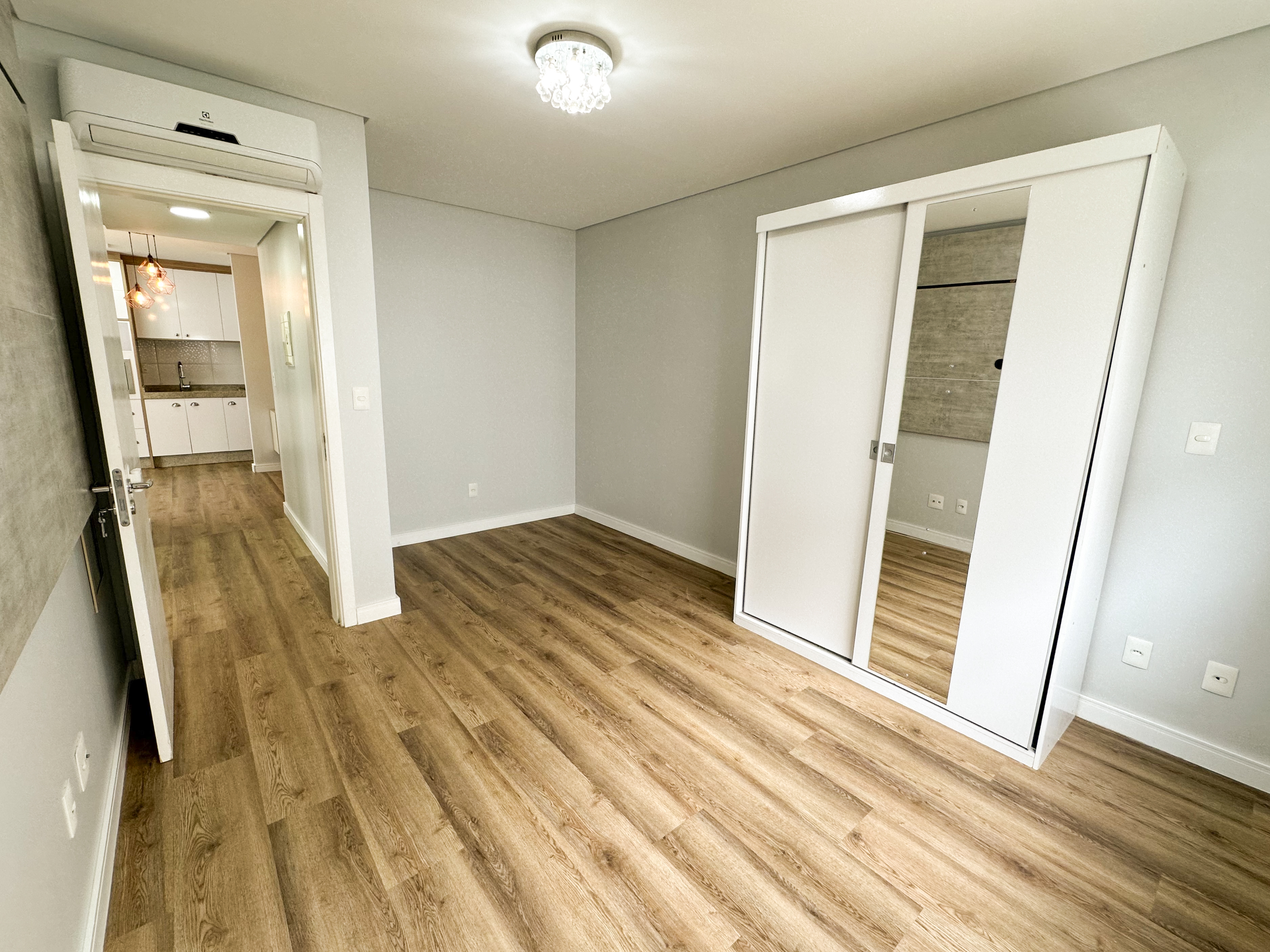 Imagem Apartamento com 2 Quartos à Venda, 73 m² em Ingleses do Rio Vermelho - Florianópolis