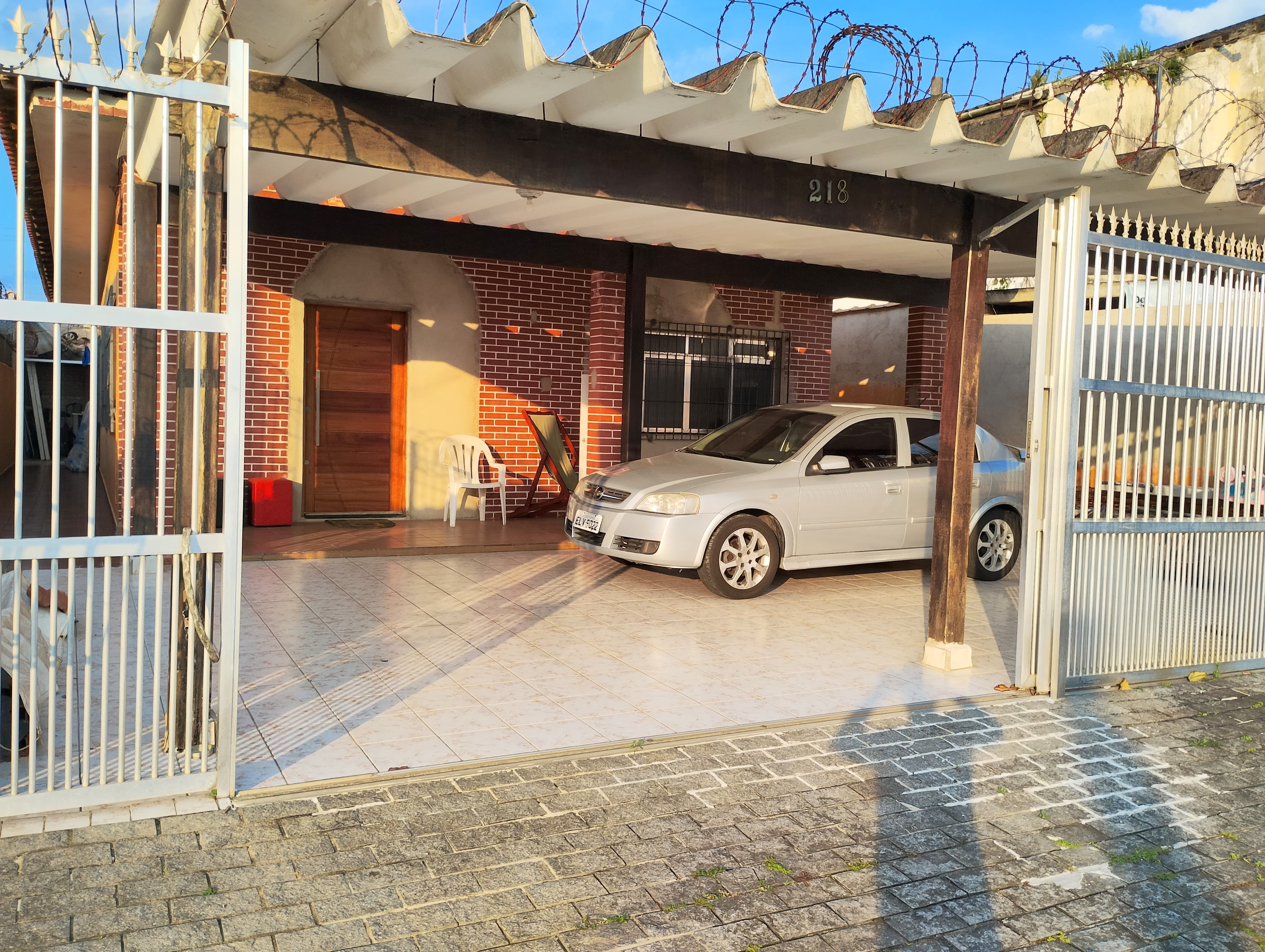 Imagem Casa com 3 Quartos à Venda, 165 m² em Caiçara - Praia Grande Imagem Casa com 3 Quartos à Venda, 165 m² em Caiçara - Praia Grande