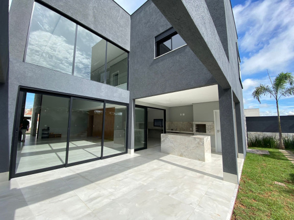 Imagem Casa de Condomínio com 4 Quartos à Venda, 302 m² em Residencial Goiânia Golfe Clube - Goiânia Imagem Casa de Condomínio com 4 Quartos à Venda, 302 m² em Residencial Goiânia Golfe Clube - Goiânia