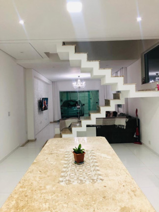 Imagem Casa com 3 Quartos à Venda, 130 m² em Jardim Maria de Lourdes - Guarulhos