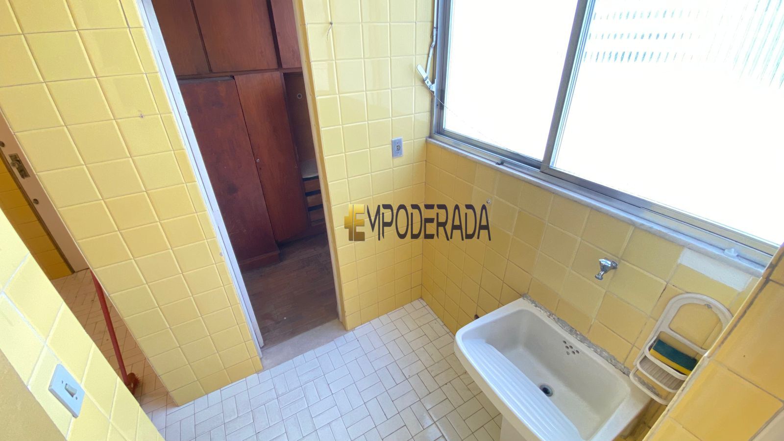 Imagem Apartamento com 2 Quartos à Venda, 70 m² em Copacabana - Rio de Janeiro Imagem Apartamento com 2 Quartos à Venda, 70 m² em Copacabana - Rio de Janeiro