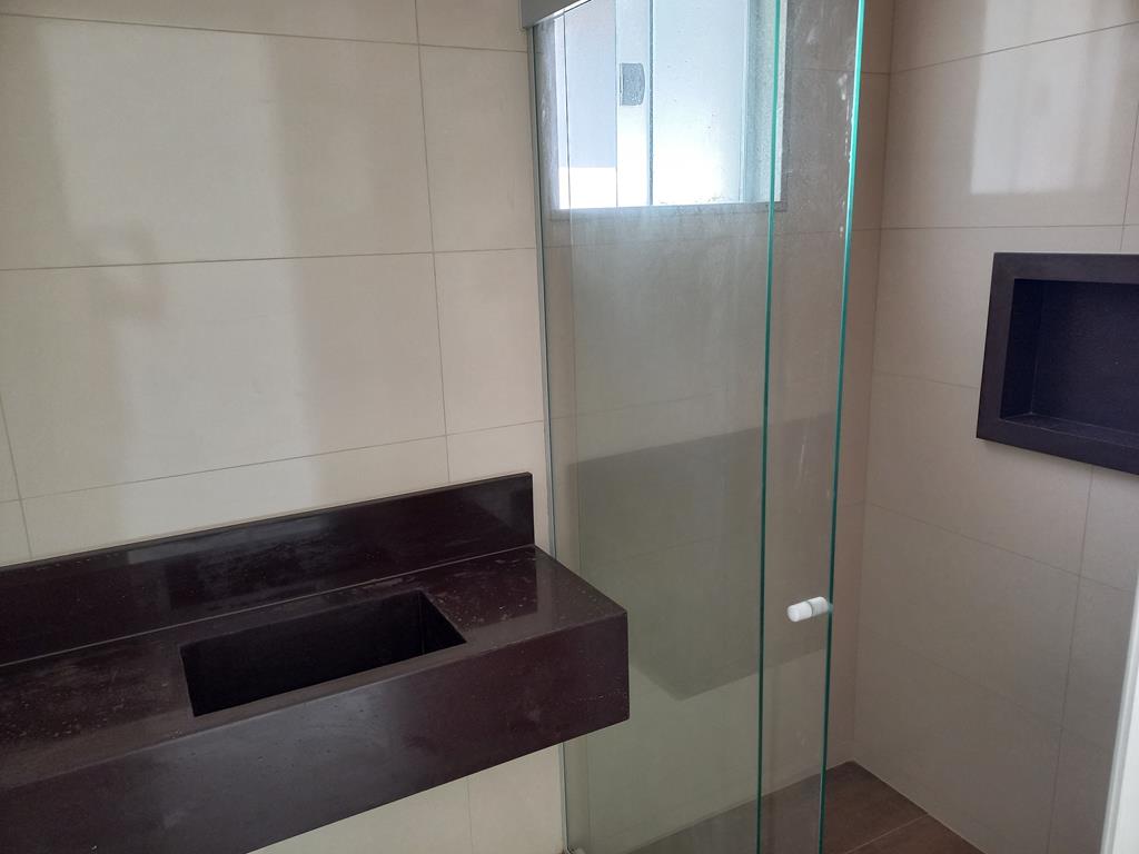 Imagem Casa com 4 Quartos à Venda, 214 m²em Itaipu - Niterói