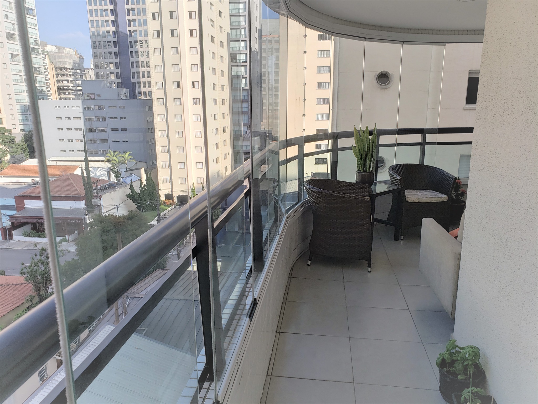 Imagem Apartamento com 3 Quartos à Venda, 103 m²em Moema - São Paulo