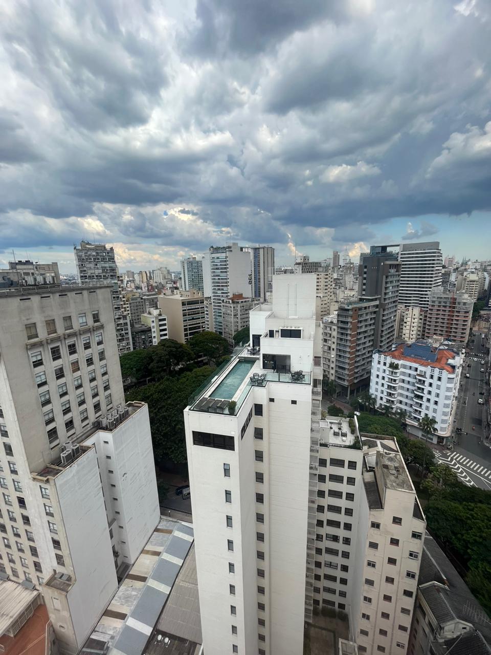 Imagem Apartamento com 2 Quartos à Venda, 70 m²em República - São Paulo