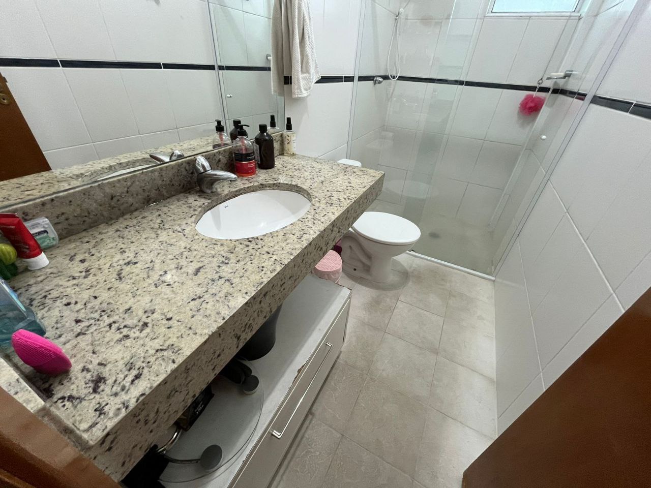 Imagem Casa com 4 Quartos à Venda, 239 m²em Embaré - Santos Imagem Casa com 4 Quartos à Venda, 239 m²em Embaré - Santos