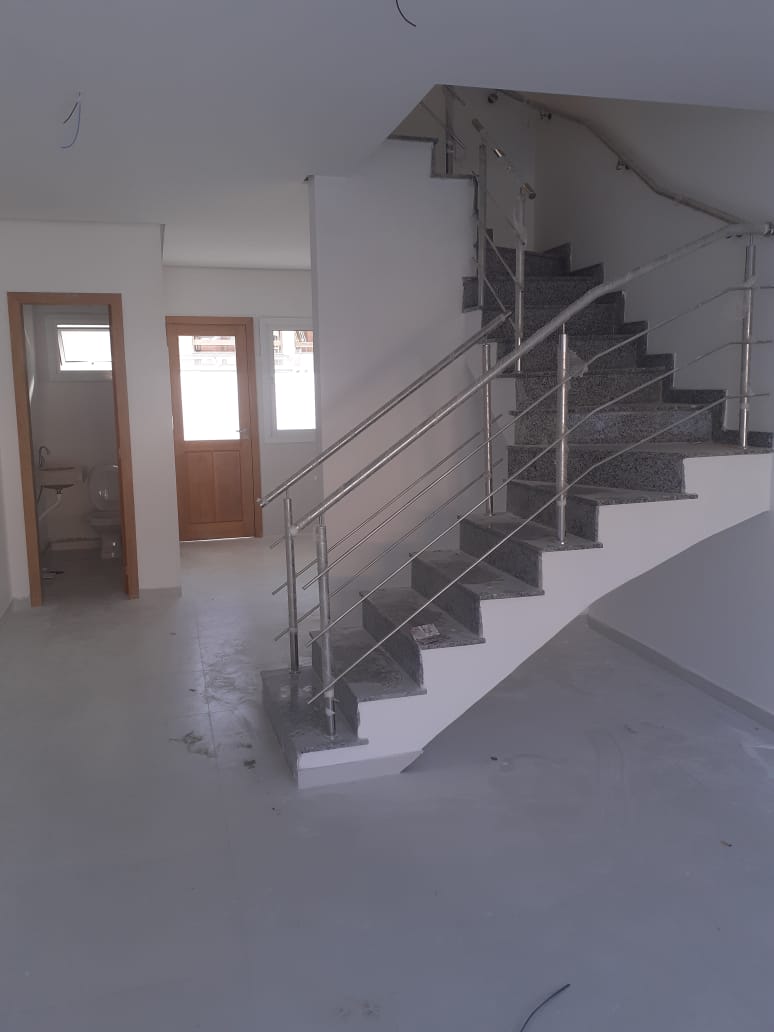 Imagem Casa com 3 Quartos à Venda, 190 m²em Guarujá - Porto Alegre