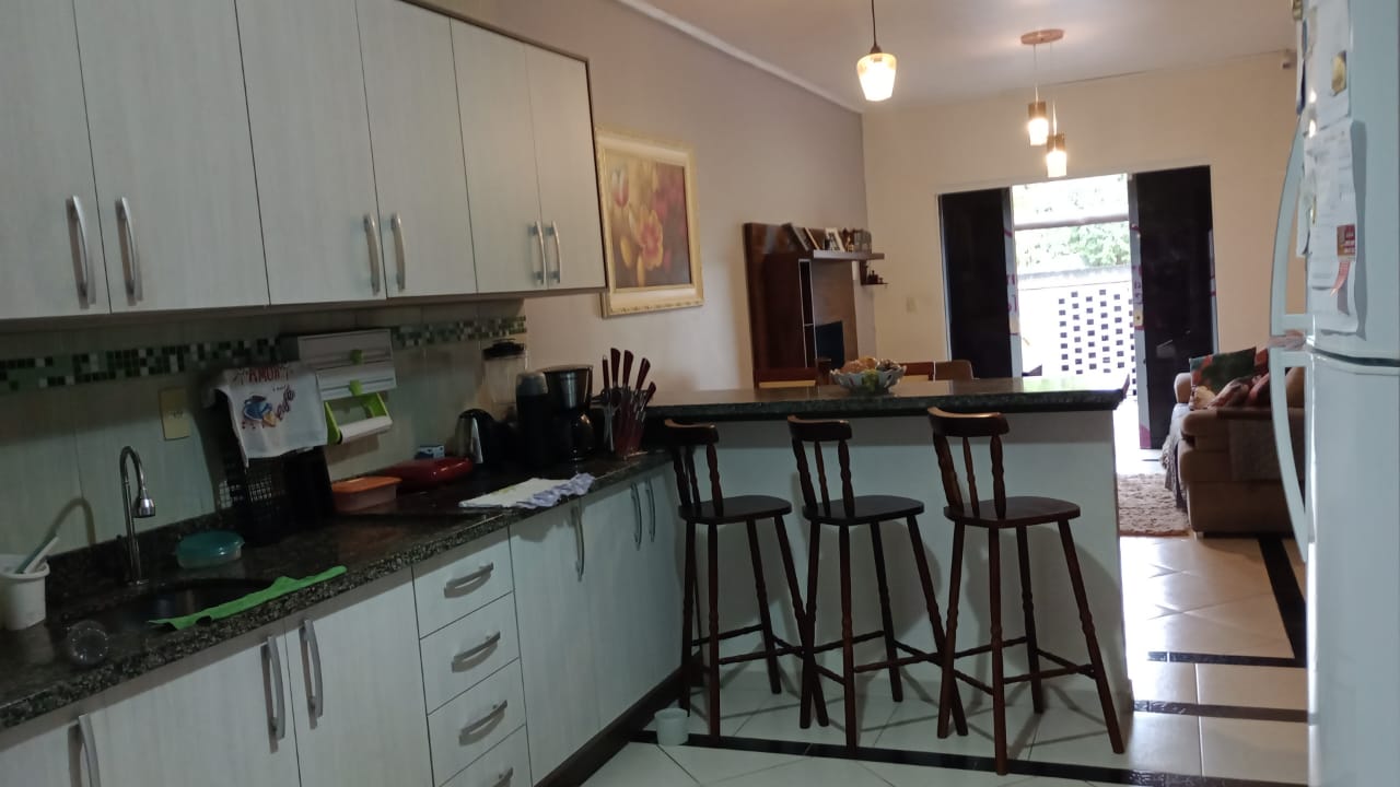 Imagem Casa com 2 Quartos à Venda, 200 m²em Itacolomi - Balneário Piçarras Imagem Casa com 2 Quartos à Venda, 200 m²em Itacolomi - Balneário Piçarras