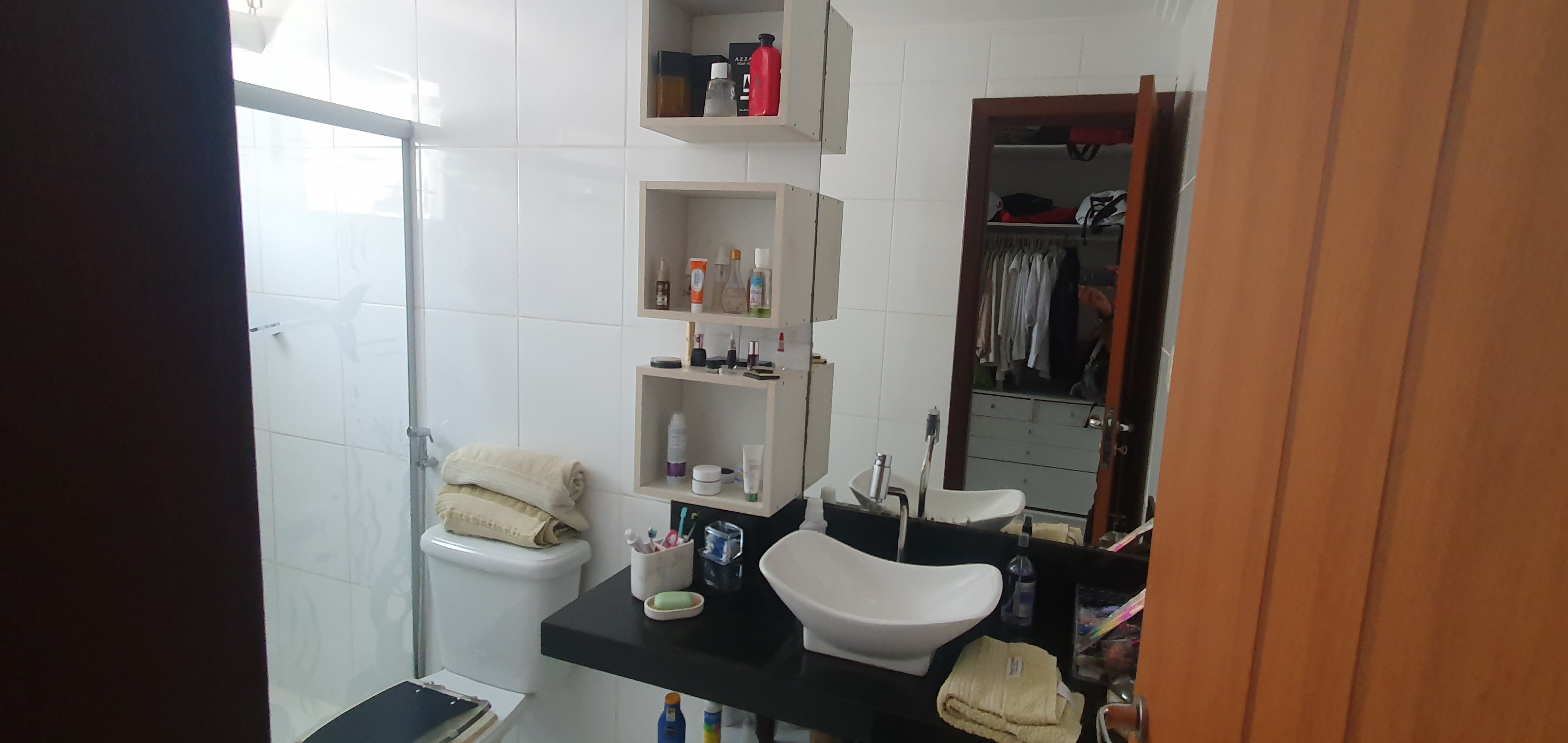 Imagem Casa de Condomínio com 5 Quartos à Venda, 300 m²em Buraquinho - Lauro de Freitas