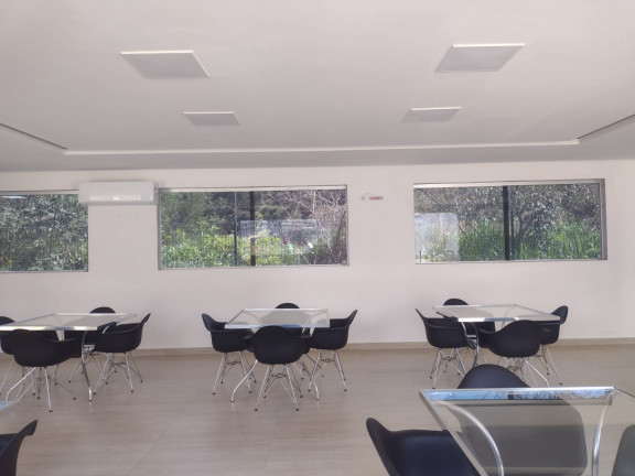 Imagem Apartamento com 2 Quartos à Venda, 47 m² em Cabral - Contagem
