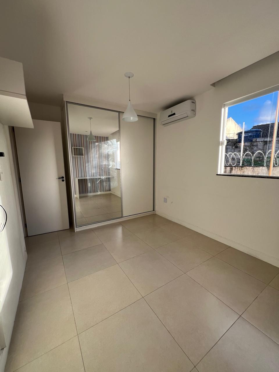 Imagem Casa com 3 Quartos para Alugar, 99 m²em Busca Vida (Abrantes) - Camaçari