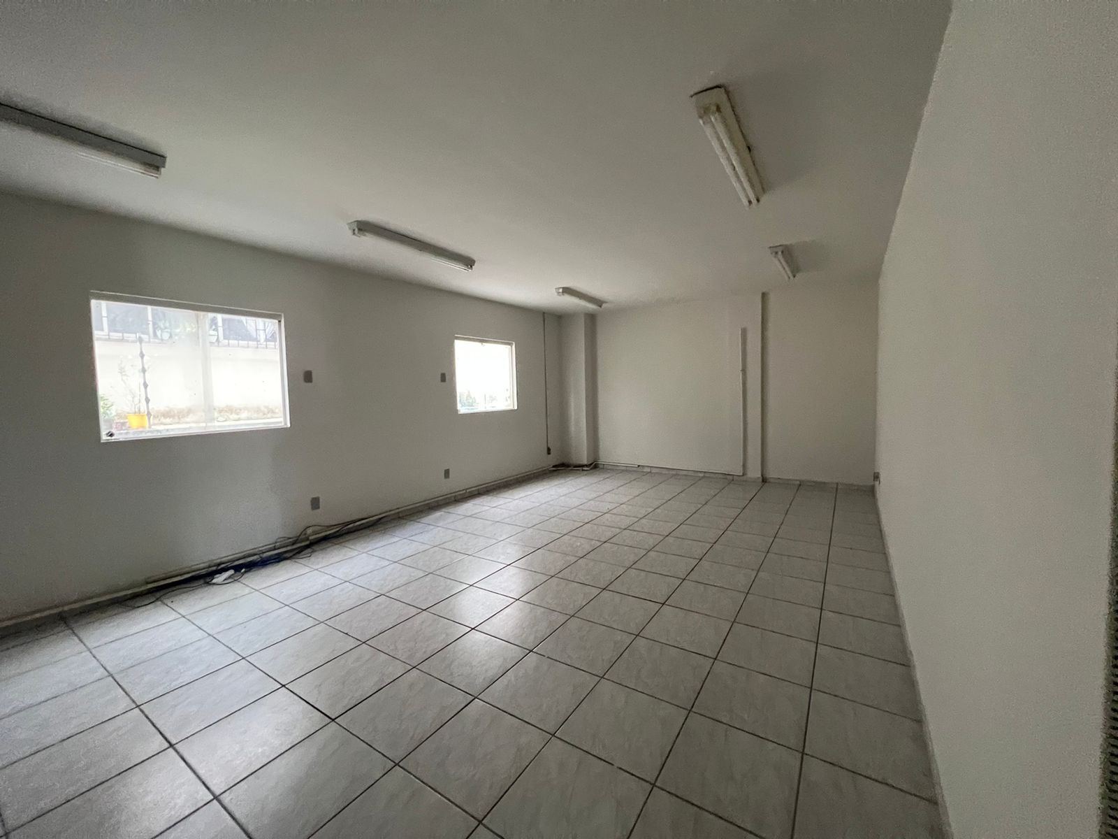 Imagem Imóvel Comercial à Venda, 378 m²em São Brás - Belém Imagem Imóvel Comercial à Venda, 378 m²em São Brás - Belém