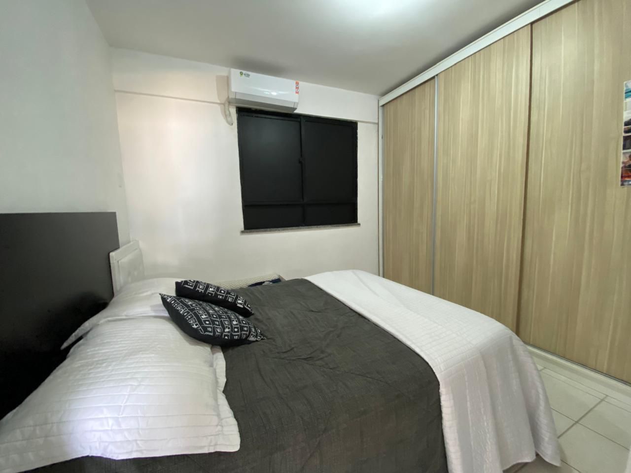 Imagem Apartamento com 2 Quartos à Venda, 81 m² em Atalaia - Aracaju