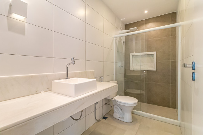 Imagem Casa de Vila com 4 Quartos à Venda, 234 m² em Catete - Rio de Janeiro