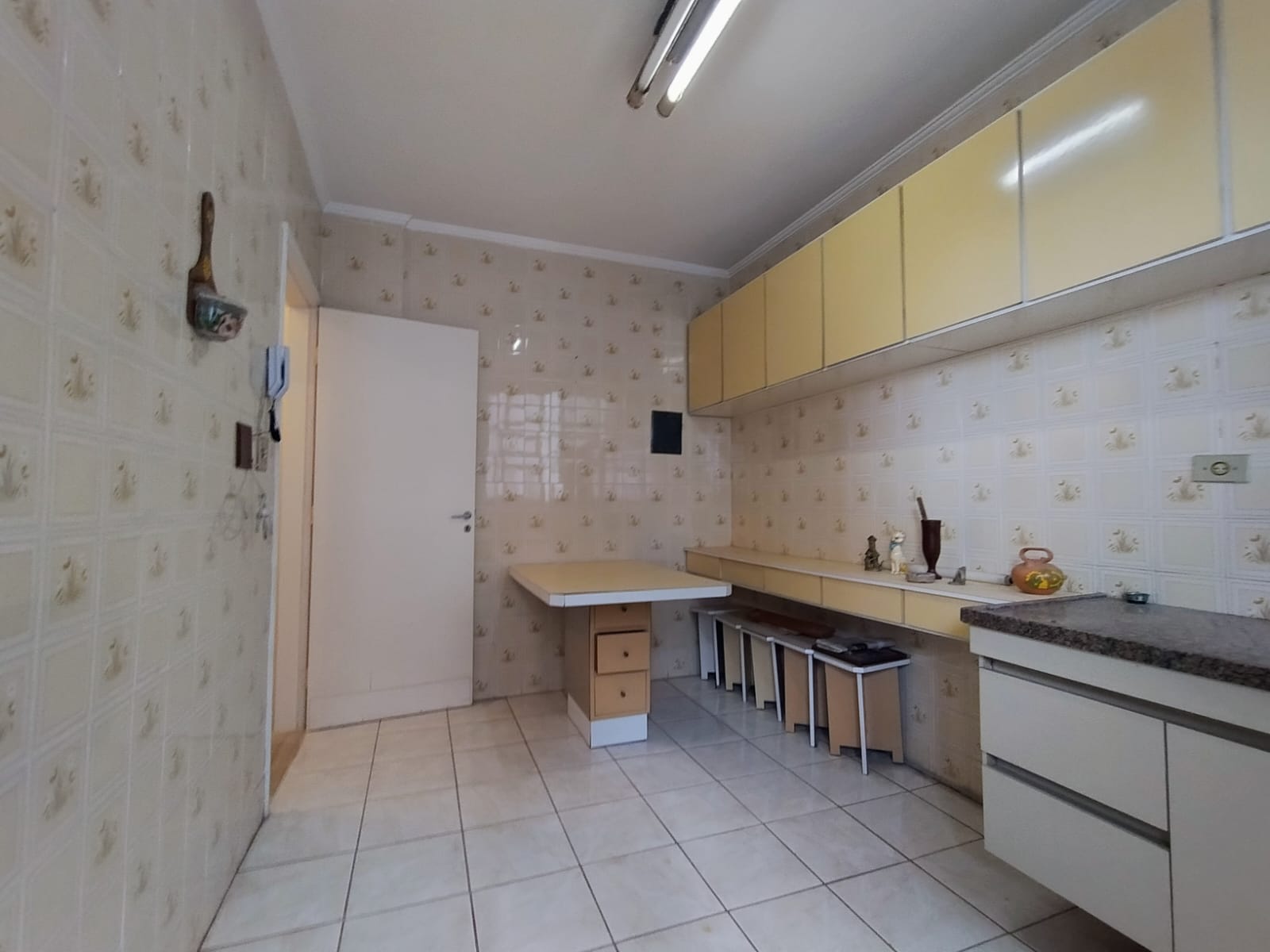 Imagem Kitnet com 1 Quarto à Venda, 38 m² em Tupi - Praia Grande Imagem Kitnet com 1 Quarto à Venda, 38 m² em Tupi - Praia Grande
