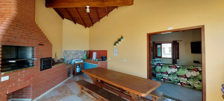Imagem Sobrado com 4 Quartos à Venda, 205 m²em Martim de Sá  - Caraguatatuba