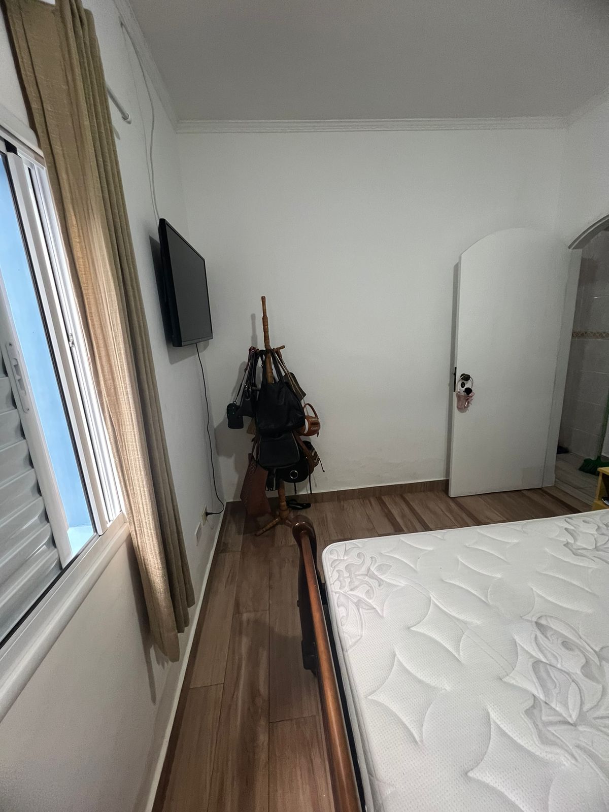 Imagem Casa com 3 Quartos para Alugar, 200 m² em Jardim Alzira - São Paulo Imagem Casa com 3 Quartos para Alugar, 200 m² em Jardim Alzira - São Paulo