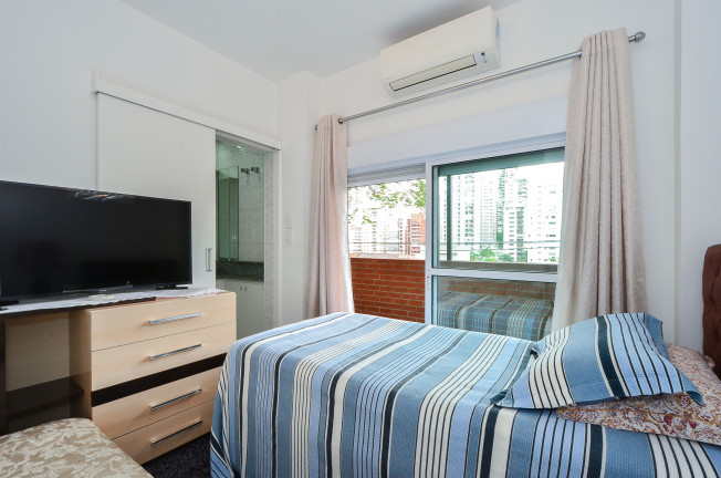 Imagem Apartamento com 3 Quartos à Venda, 230 m² em Pacaembu - São Paulo