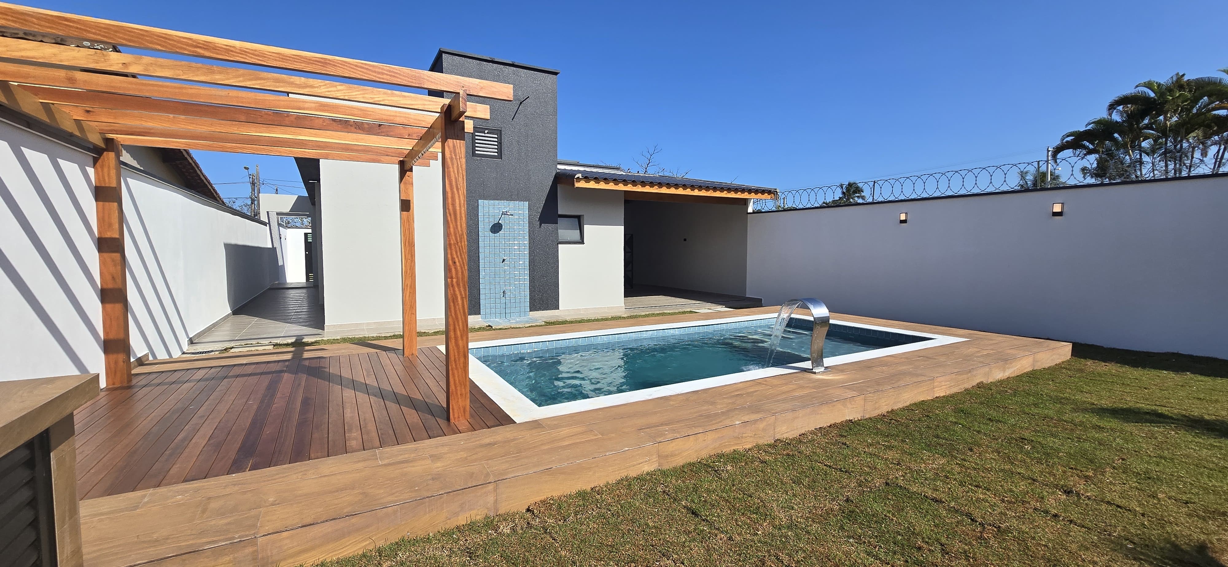 Imagem Casa com 3 Quartos à Venda, 135 m²em Cibratel II - Itanhaém