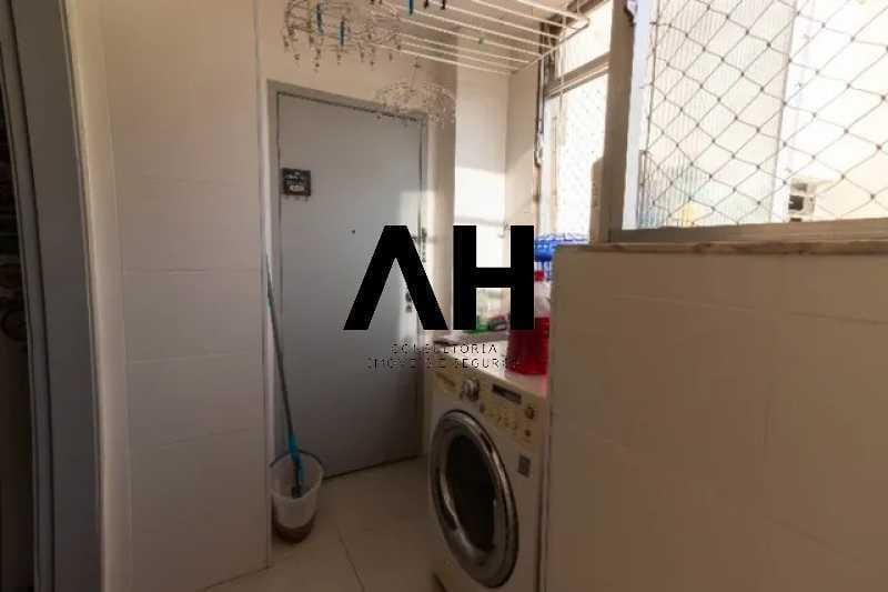 Imagem Apartamento com 3 Quartos à Venda, 110 m²em Santa Rosa - Niterói