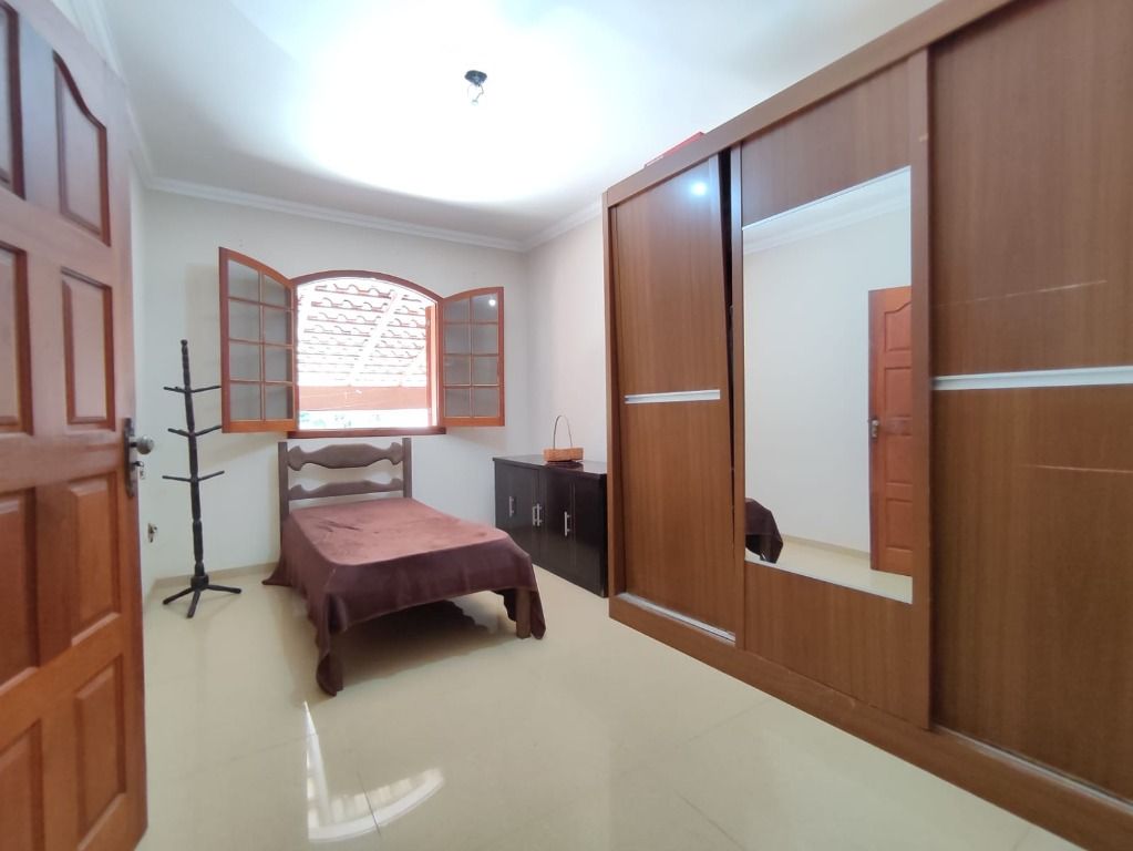 Imagem Casa com 4 Quartos à Venda, 200 m² em São Benedito - Santa Luzia