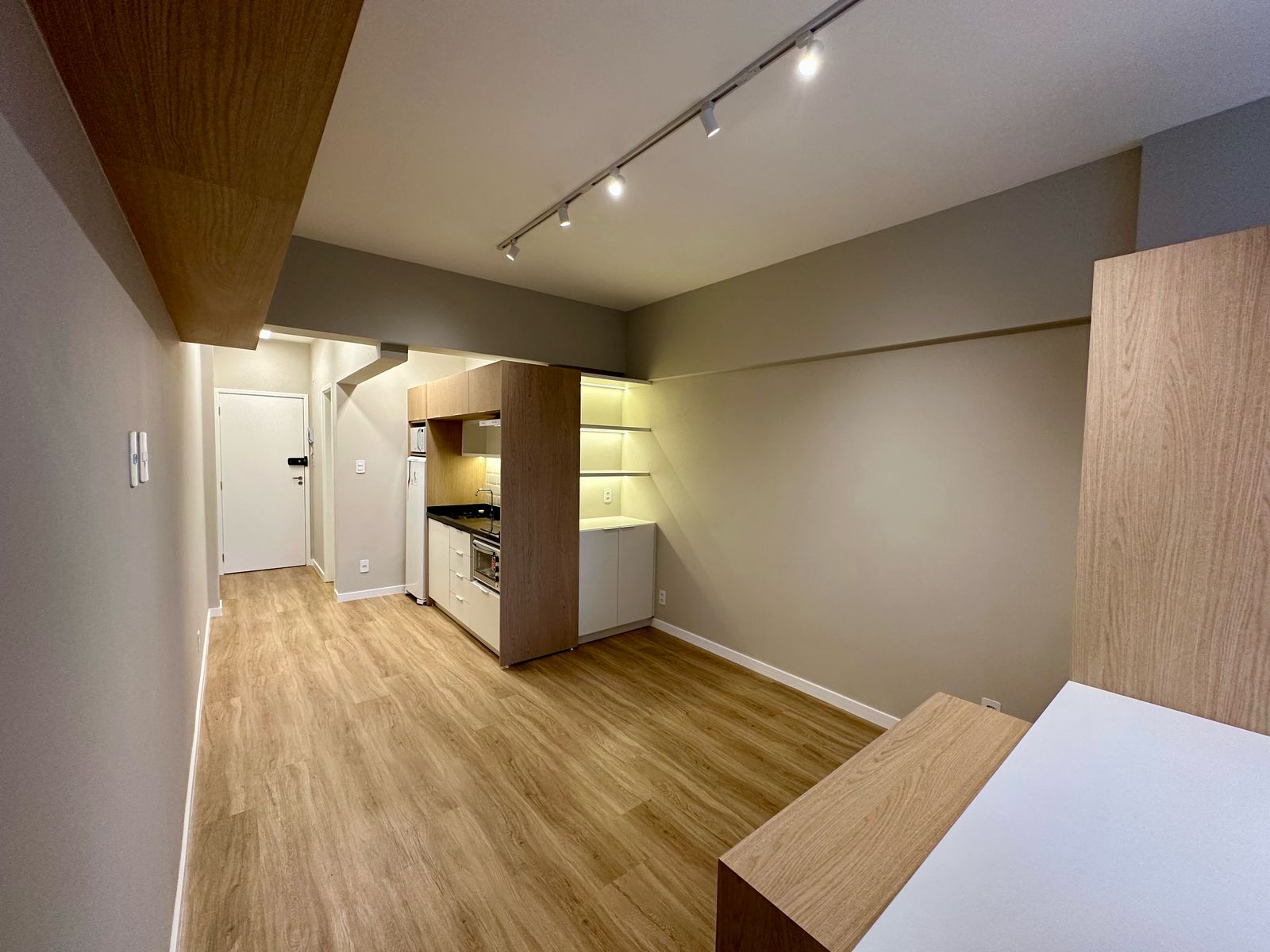 Imagem Studio com 1 Quarto à Venda, 32 m² em Centro - Florianópolis