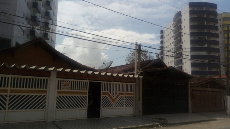 Imagem Casa com 2 Quartos para Temporada, 130 m² em Mirim - Praia Grande