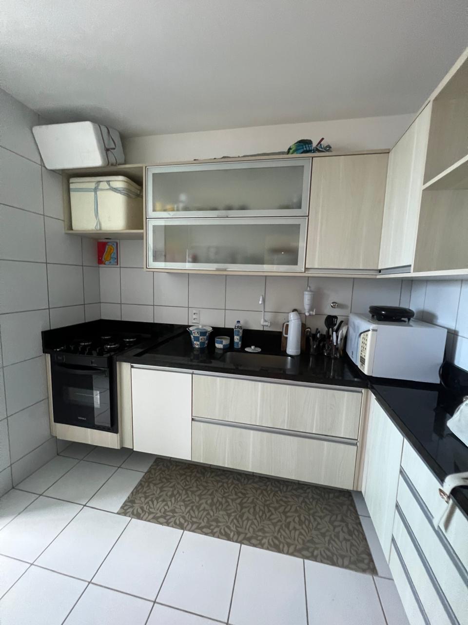 Imagem Apartamento com 3 Quartos para Alugar, 83 m²em Buraquinho - Lauro de Freitas