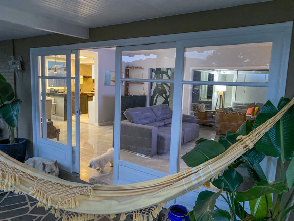 Imagem Casa com 3 Quartos à Venda,  em Iucas - Teresópolis