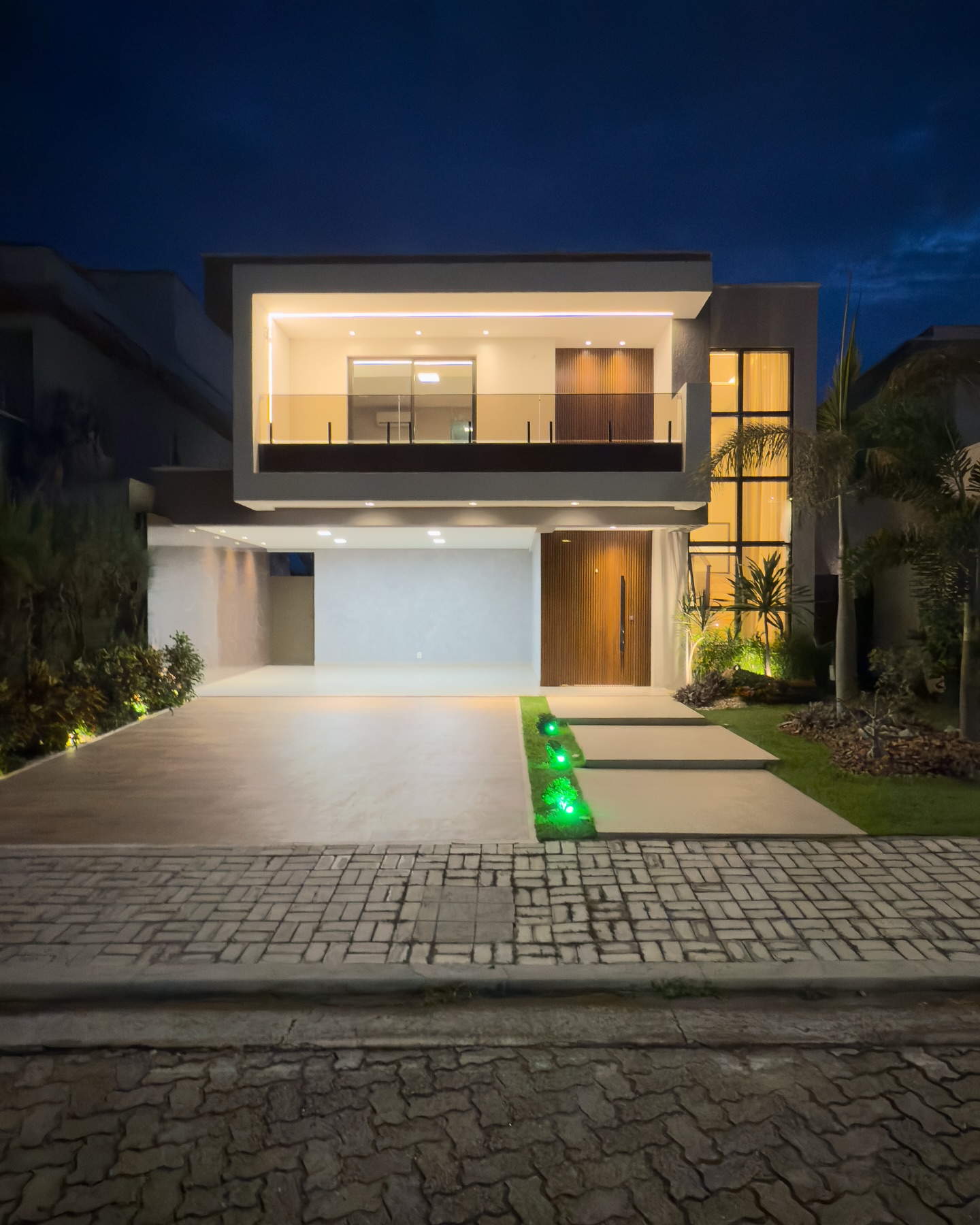 Casa de Condomínio com 4 Quartos à Venda, 270 m² em Urucunema - Eusébio