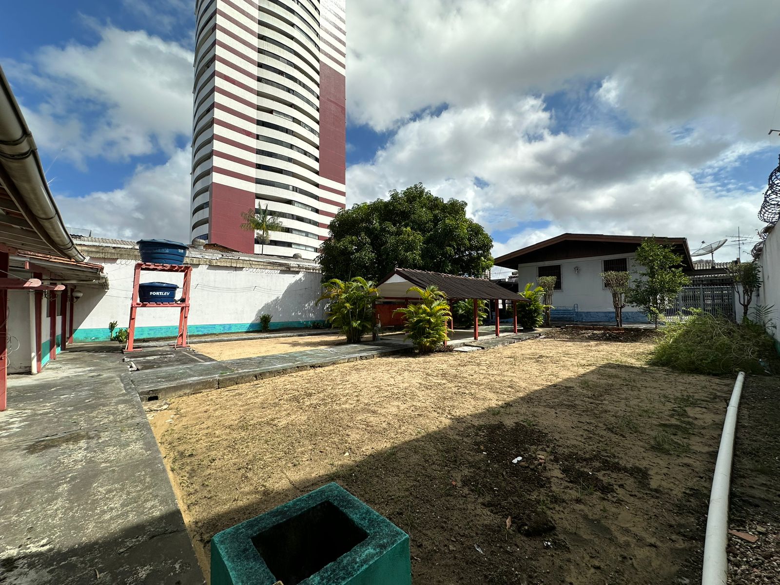 Imagem Imóvel Comercial para Alugar, 1.200 m² em Cremação - Belém Imagem Imóvel Comercial para Alugar, 1.200 m² em Cremação - Belém